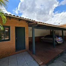 Garagem coberta